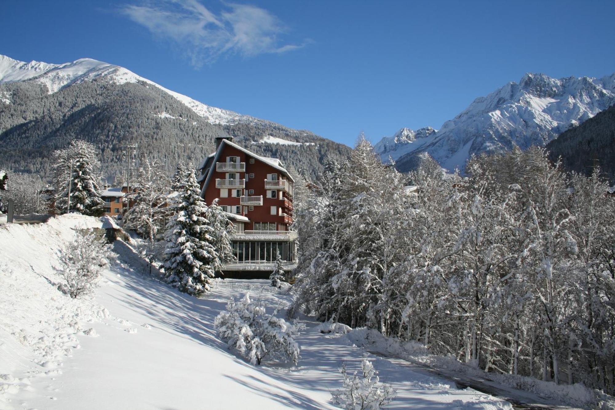 Hotel Mirella Ponte Di Legno Kültér fotó