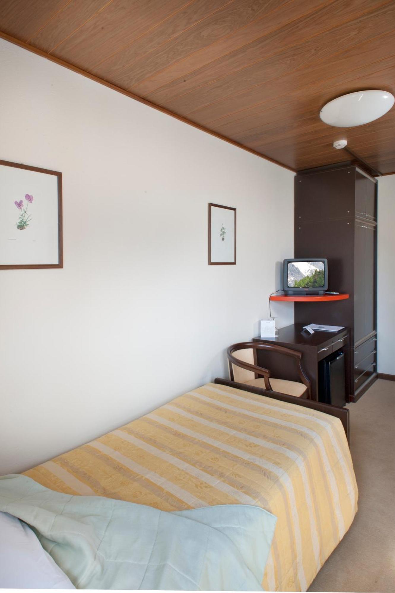 Hotel Mirella Ponte Di Legno Szoba fotó